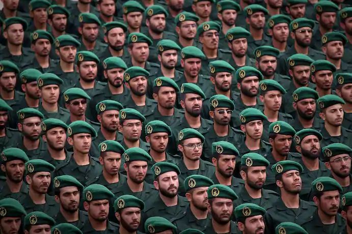 دیسیپلین نظامی: نفی آزادی در پوشش نظم (2)
