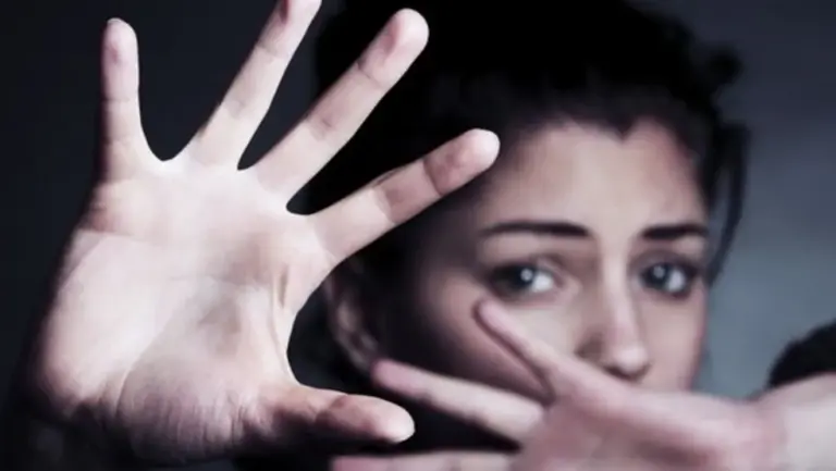 نگاهی به خشونت علیه زنان