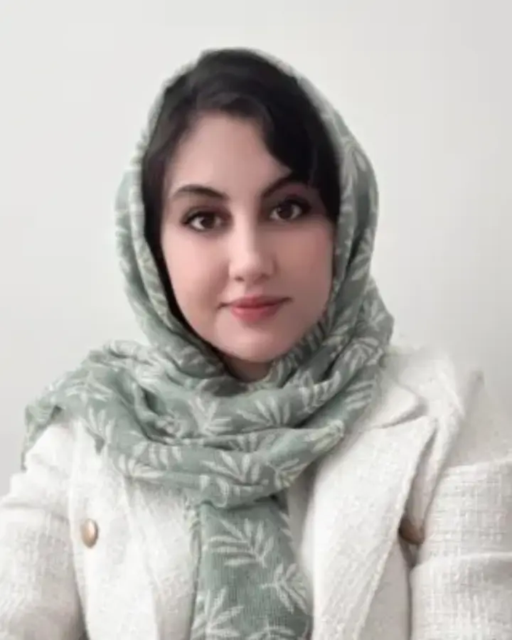 سمانه سلطان آبادی، روان درمانگر تحلیلی