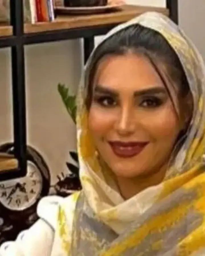 فرزانه توکلی، روان درمانگر تحلیلی فردی بزرگسال ، روانکاو، گروه درمانگر تحلیلی